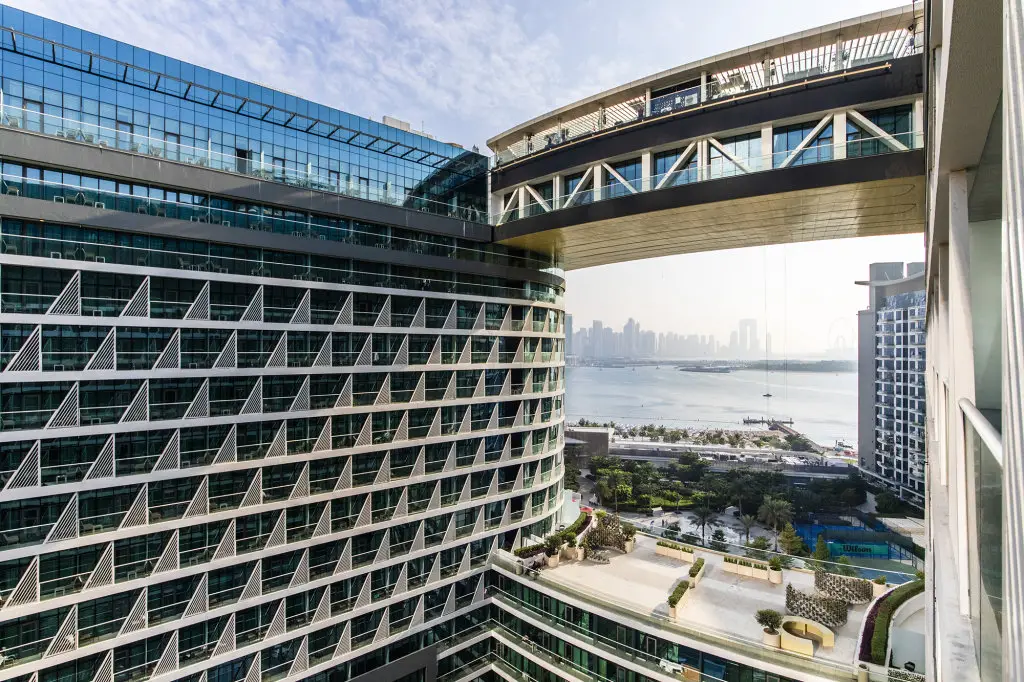Апартаменты Perfect 1BR with Sea View on Palm Jumeirah — фото 1