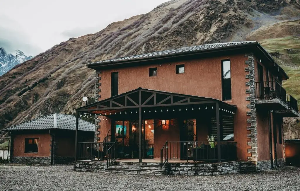 Степанцминда: Отель Kazbegi Mountains