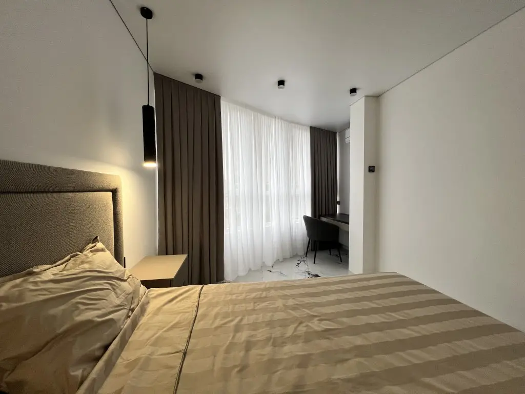 Краснодар: Квартира 3-комнатная 100м2, 5/22 этаж