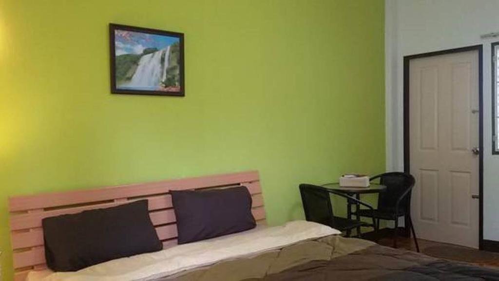 Сакон Накхон: C N Residence
