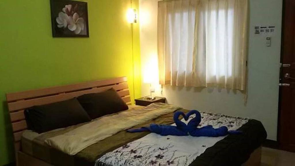Сакон Накхон: C N Residence