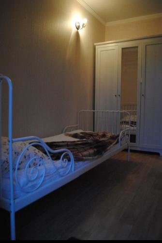 Кучугуры: V Gostyakh U Skazski Guest House