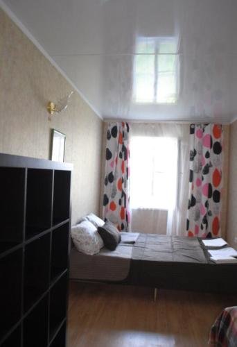 Кучугуры: V Gostyakh U Skazski Guest House
