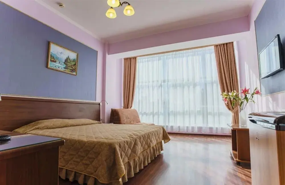 Витязево: Hotel Evrazia