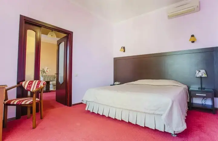 Витязево: Hotel Evrazia