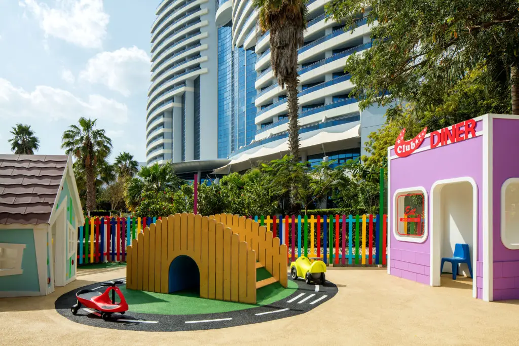 Аль-Ака: Курортный отель Le Meridien Al Aqah Beach Resort