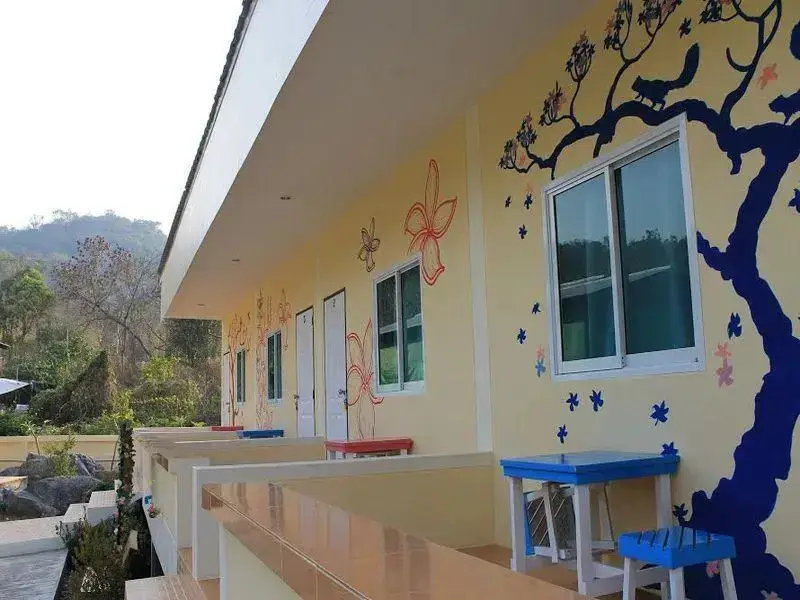 Ко Сичанг: Boat House Resort