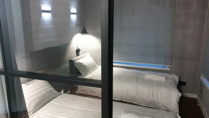 Владивосток: Апартаменты Green Lamp Downtown