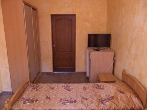 Джанхот: Guest House U More