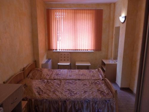 Джанхот: Guest House U More