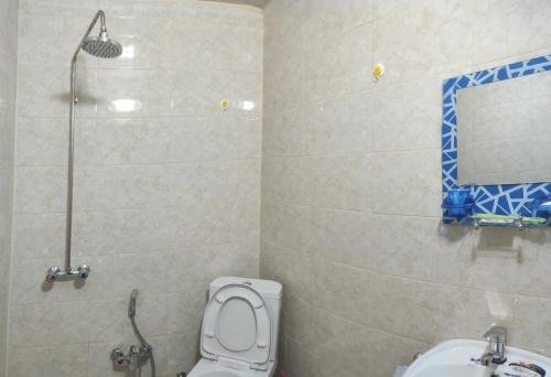 Шеки: Motel Sema