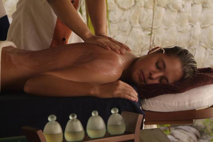 Атолл Баа: Coco Palm Dhunikolhu Maldives