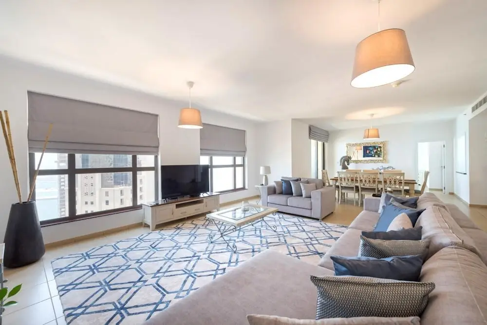Дубай: Stunning Marina Seaview Apartment 4 BR JBR