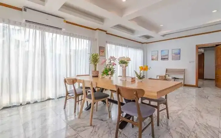 Паттайя: J2. Urban Supper Deluxe Villa 600m from beach