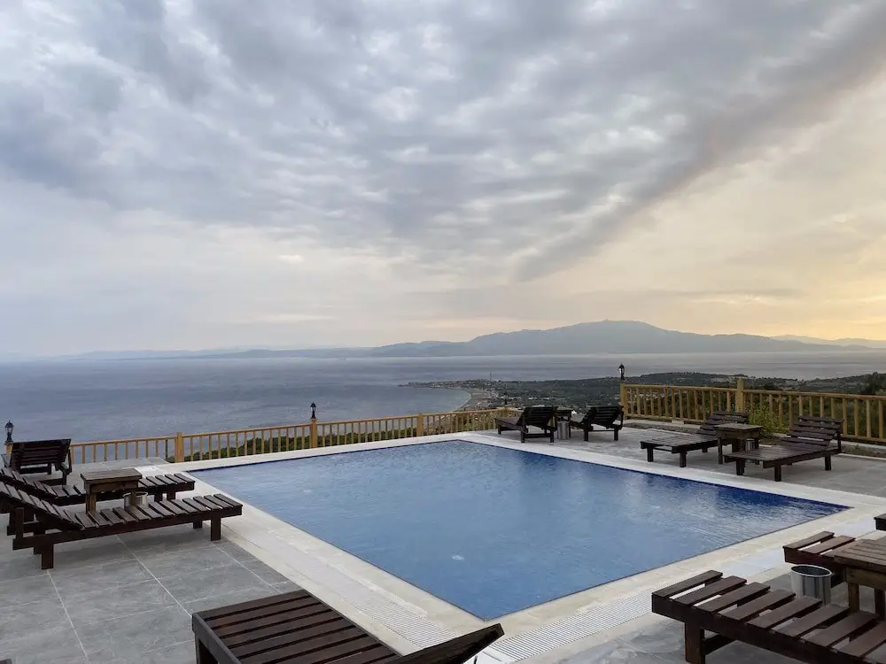 Бехрамкале: Assos Karadut Taş Otel
