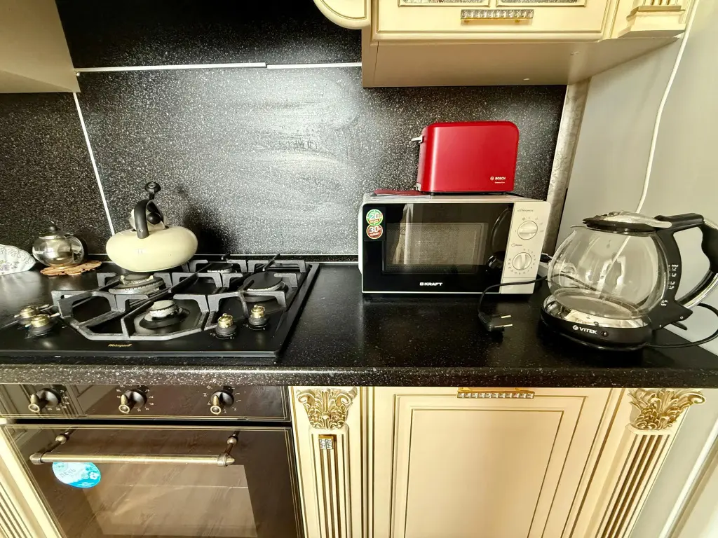 Каспийск: Апартаменты Tour House у моря