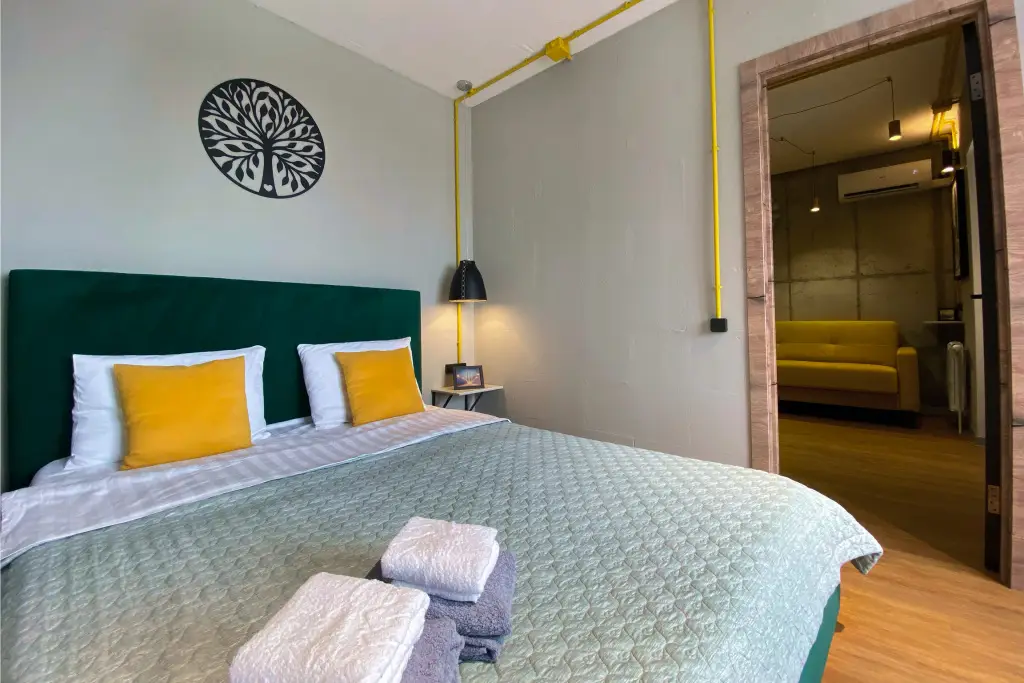 Владивосток: Квартира в Стиле Loft с Панорамным Видом на Море и Мост Остров Русский