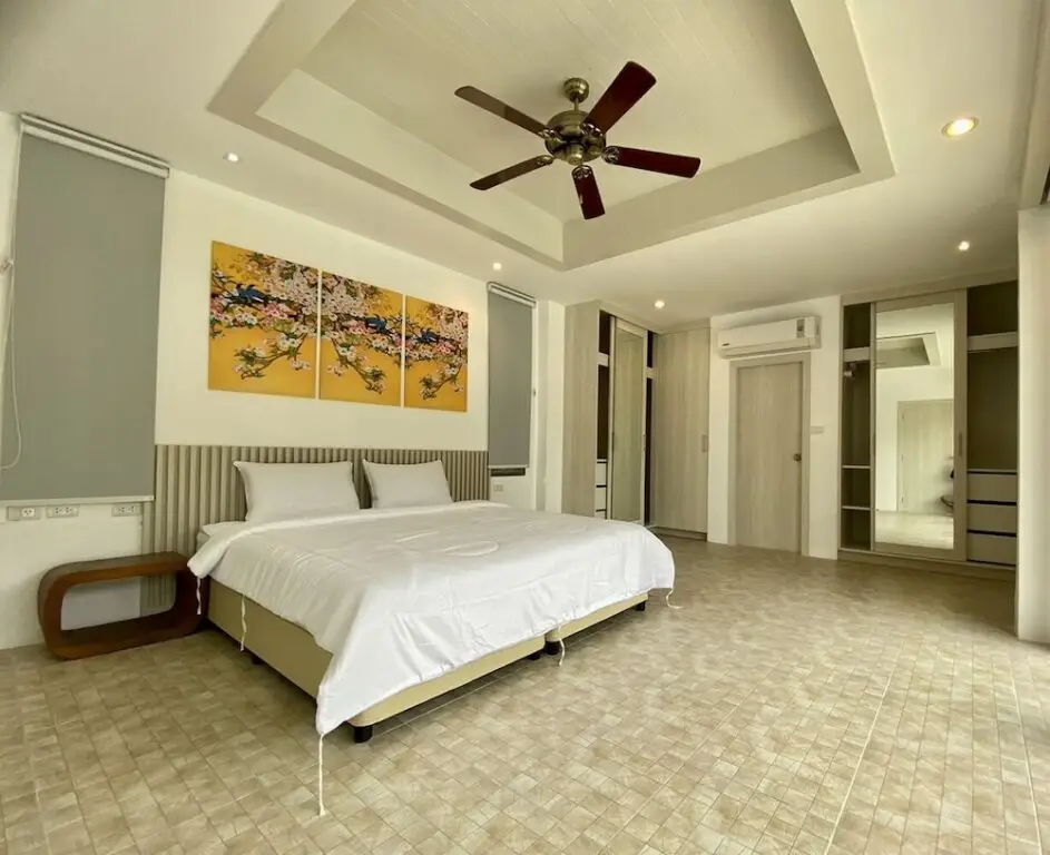 Пхукет: Lakeview Pool Villa Near the Beach- VCS1