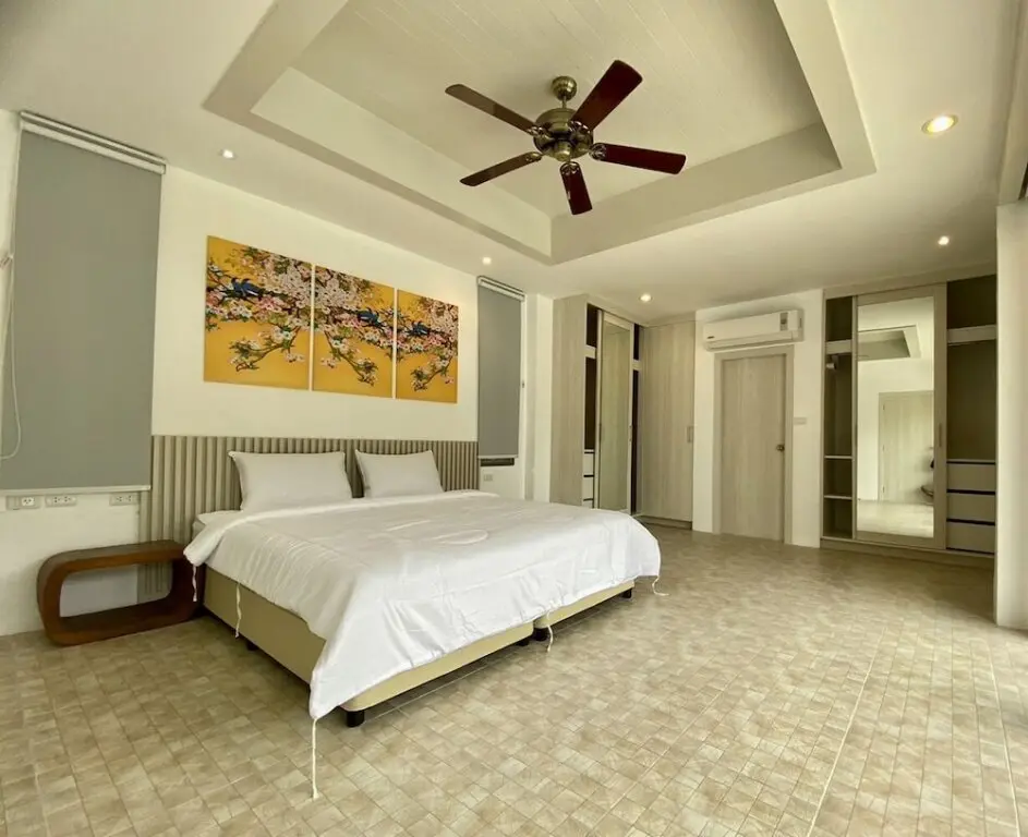 Пхукет: Lakeview Pool Villa Near the Beach- VCS1