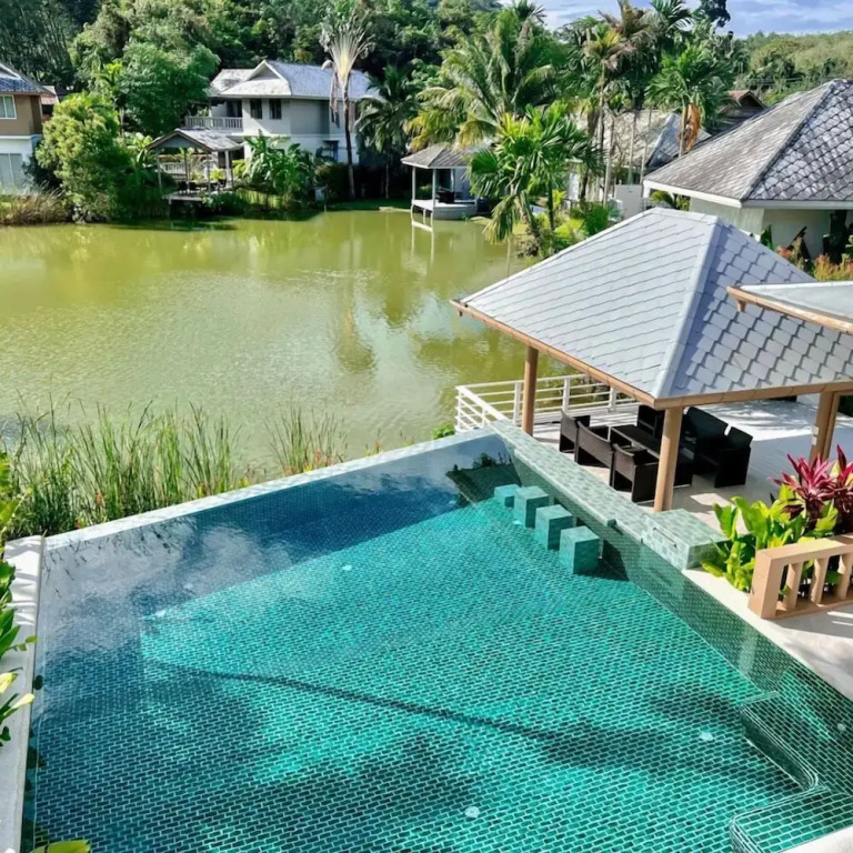Пхукет: Lakeview Pool Villa Near the Beach- VCS1