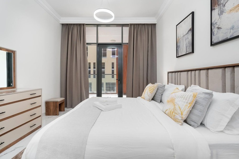 "sophisticated 2 Bedroom In Majan" — фото 1