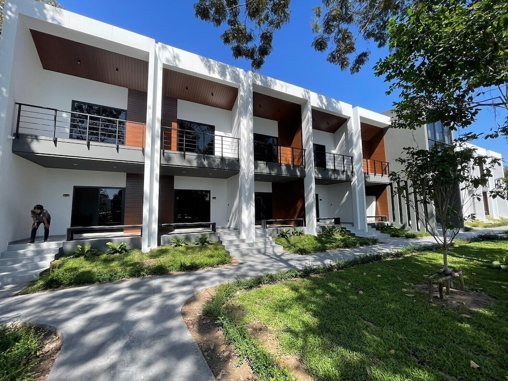 Club45 Resort And Convention Hall — фото 1