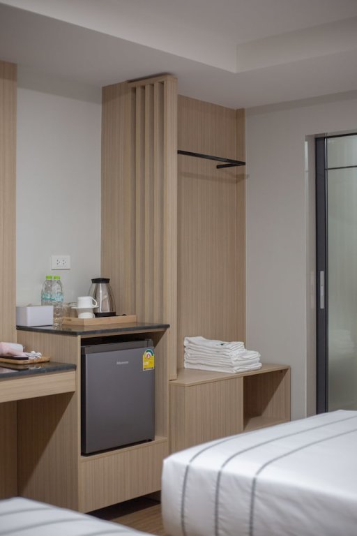 Бангкок: S7Ven Ratchada Hotel