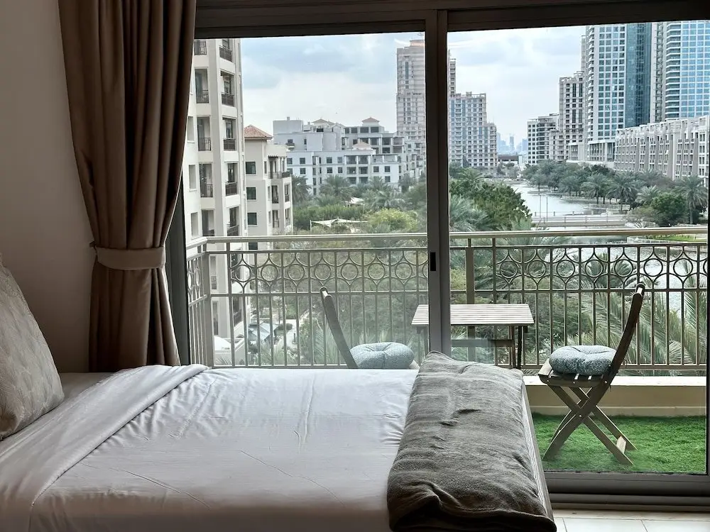 Дубай: Lux BnB I Una Tower I Lakes View