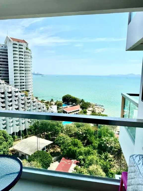 Паттайя: Апартаменты Palm Wongamat Pattaya