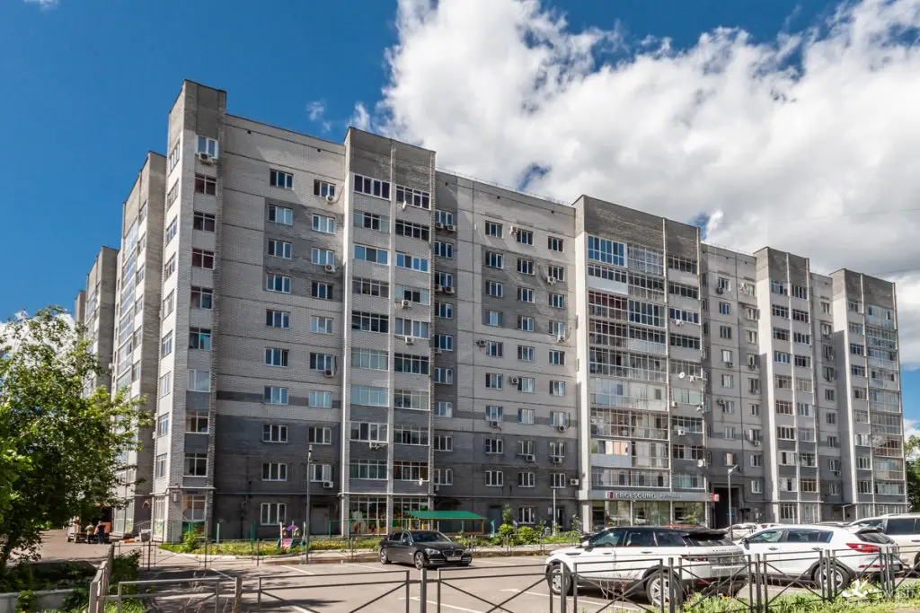 Казань: Апартаменты WinWin в центре на набережной озера Кабан