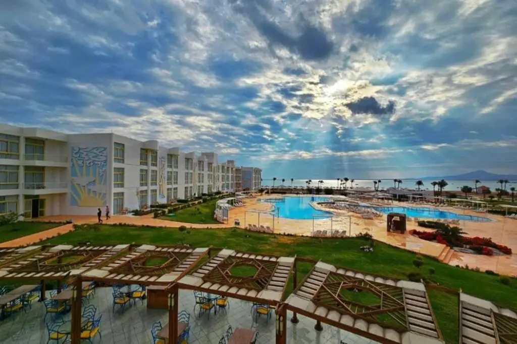 Amarina Star Resort & Aqua Park — фото 1