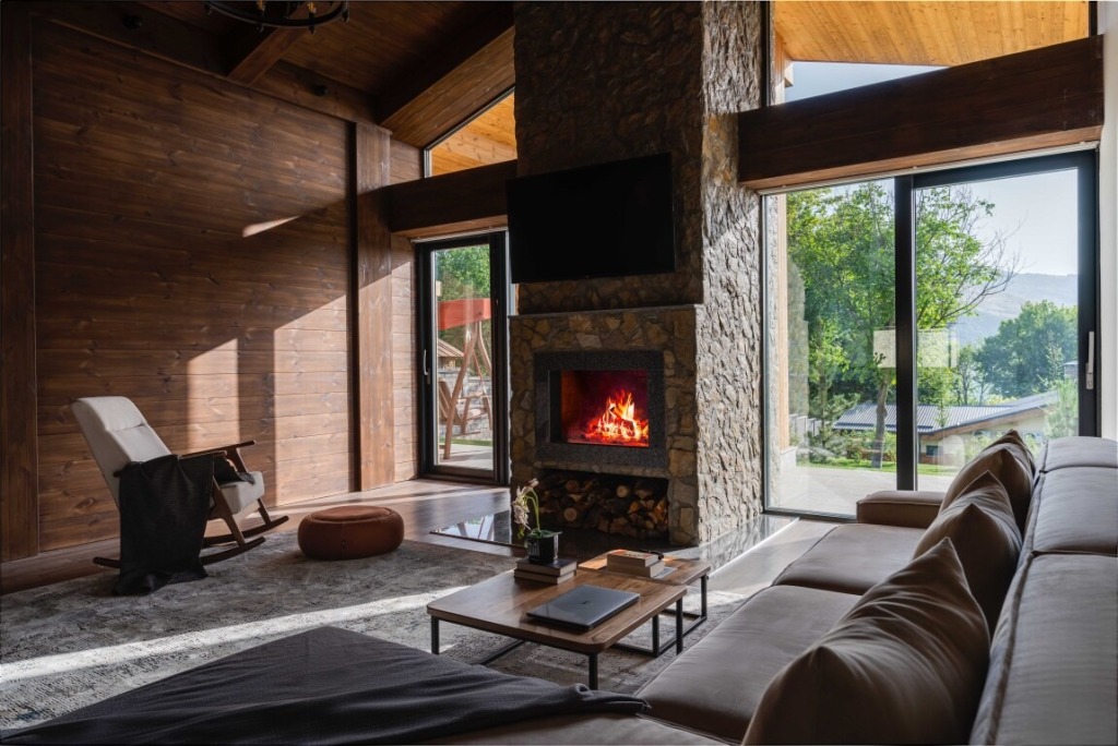 Бурчмулла: Burchmulla Resorts