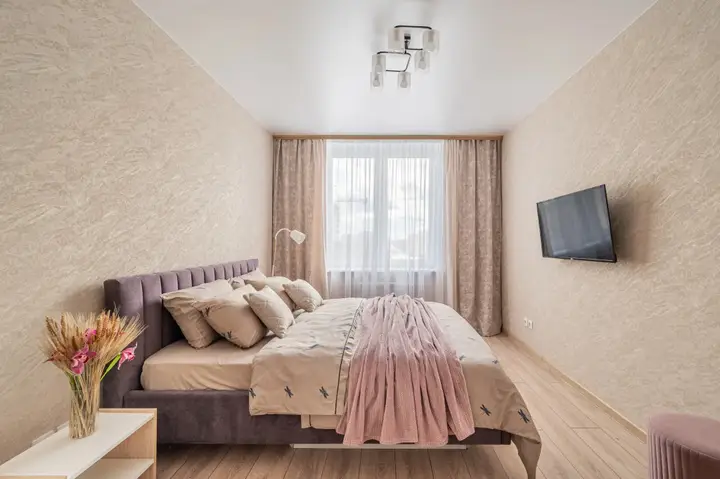Екатеринбург: Dvukhkomnatnaya Krasnolesyya 96 Flat