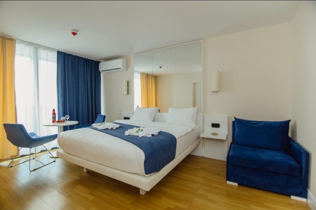 Батуми: Apartment hotel Neros Apartments Orbi City