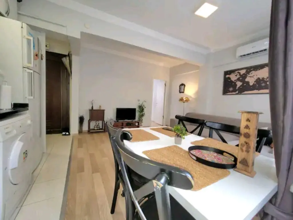 Стамбул: Квартира Cozy 3 Bedrooms for 7 people at  Taksim