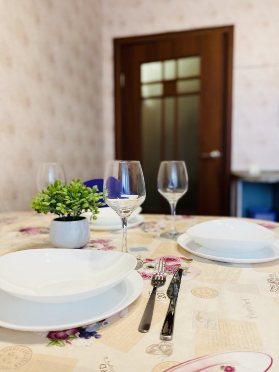 Вологда: Апартаменты MyHome-Vologda, на Ленинградской 79