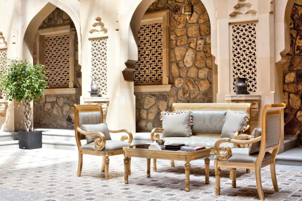 Баку: Shah Palace Luxury Museum Hotel (by Travel Agency)