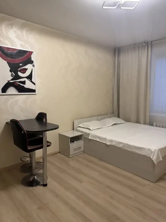 Владивосток: Апартаменты White на Комарова 45