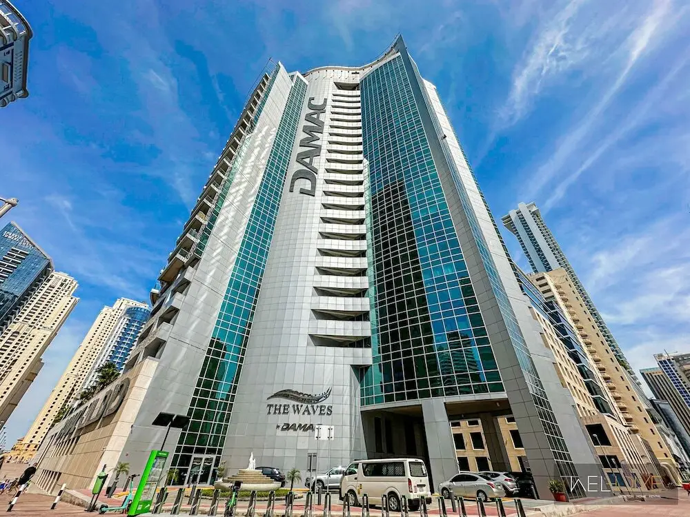 WelHome - Mesmerizing 1BR Apartment in Damac Waves A — фото 1