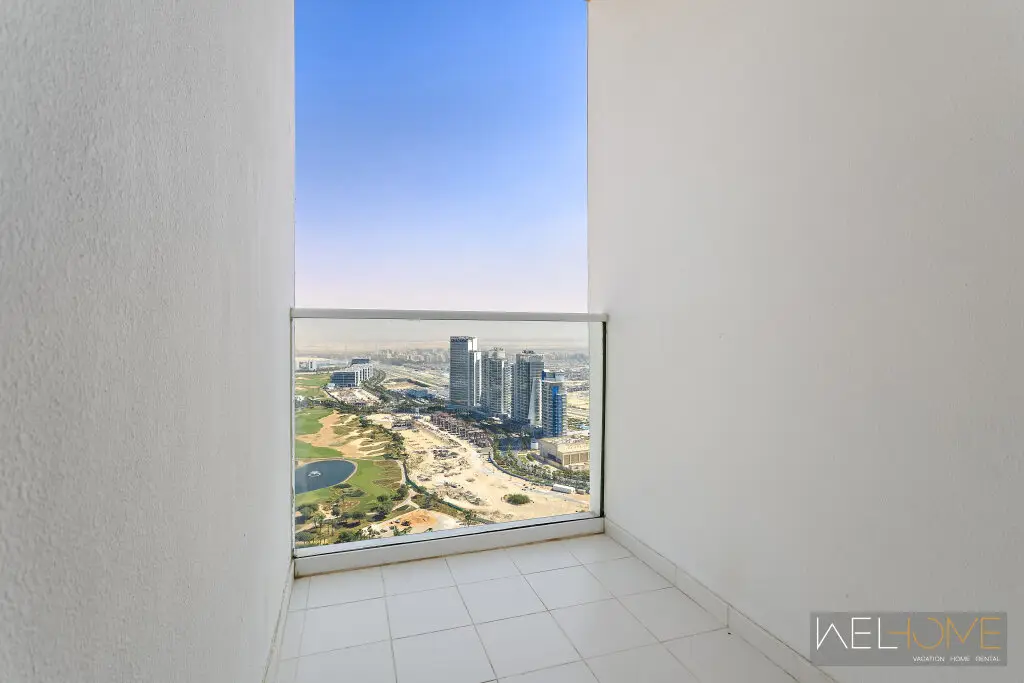 Дубай: Апартаменты WelHome - Breathtaking 1BR Apt with Balcony and City View