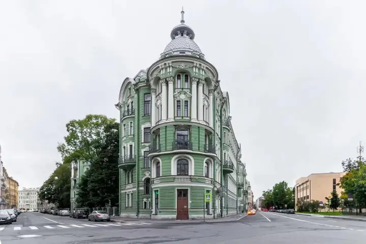 Санкт-Петербург: Квартира Просторная квартира в особняке Колобовых
