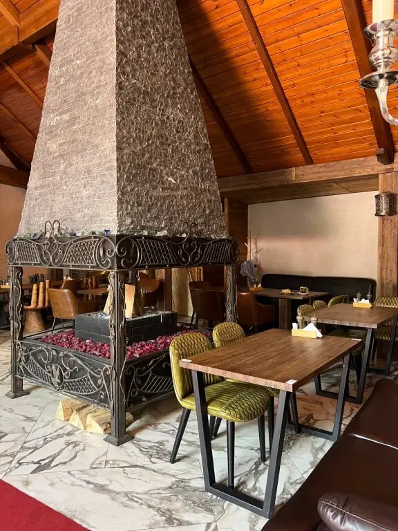 Эсто-Садок: Отель Haveli Вознесенский