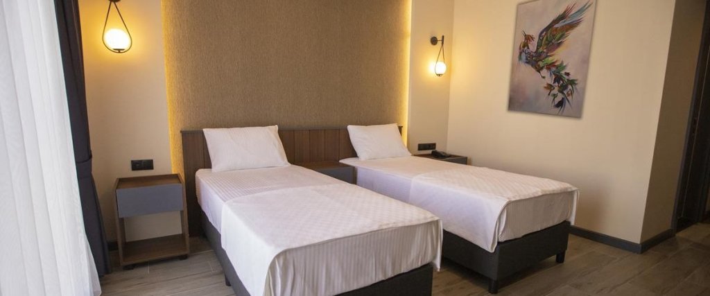 Дёшемеалты: Otel Evdirhan