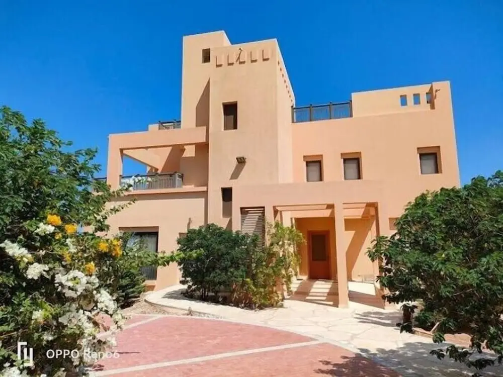 Эль-Гуна: Luxury Half Villa Sea View