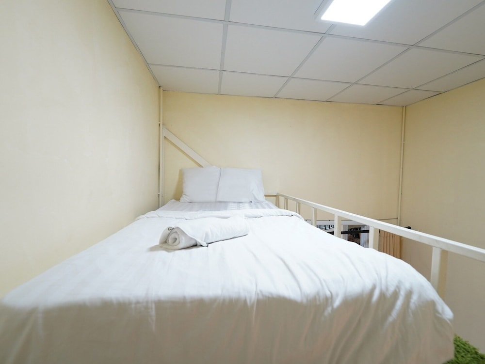 Бангкок: EZ Sleep at Ratchada 19