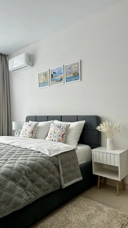 Тюмень: Апартаменты Cozy Apartments в Сердце Сибири