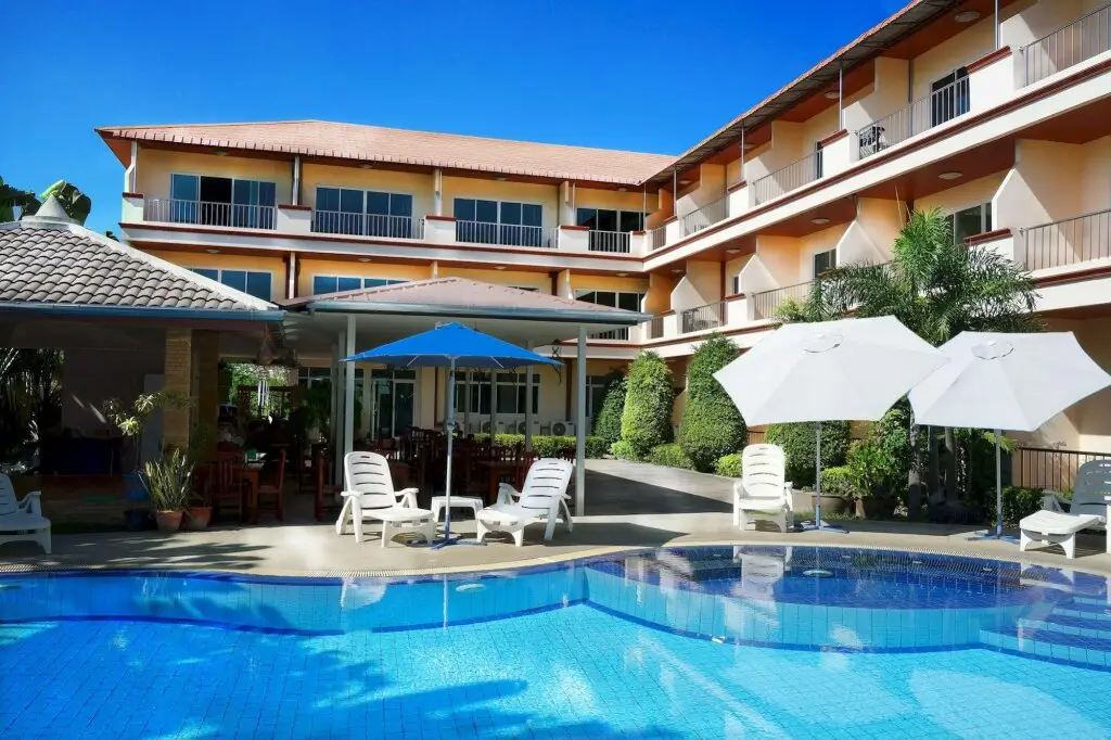 Replica Resort — фото 1