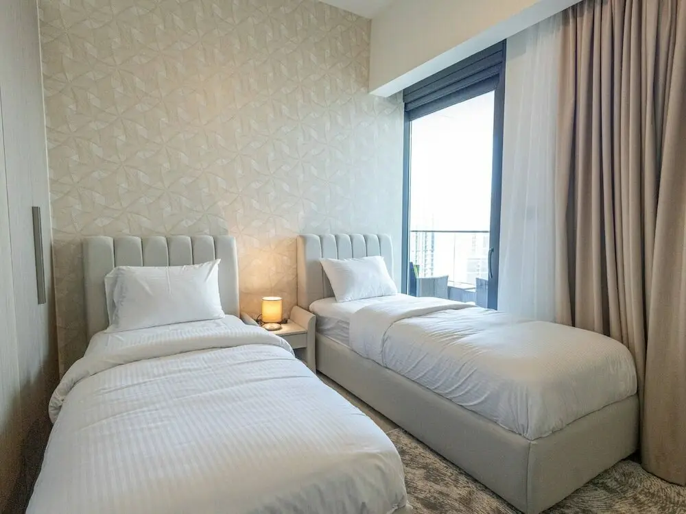 Дубай: Mh- Act - Burj View 3bhk-ref4001
