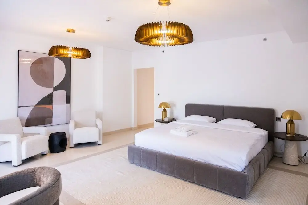 Дубай: Lux 5BR Townhouse in Balqise Residence