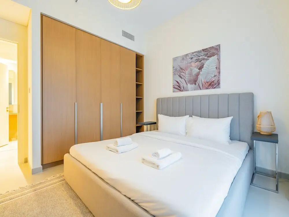 Дубай: Zen Oasis1BR Splendid Creek Side Retreat